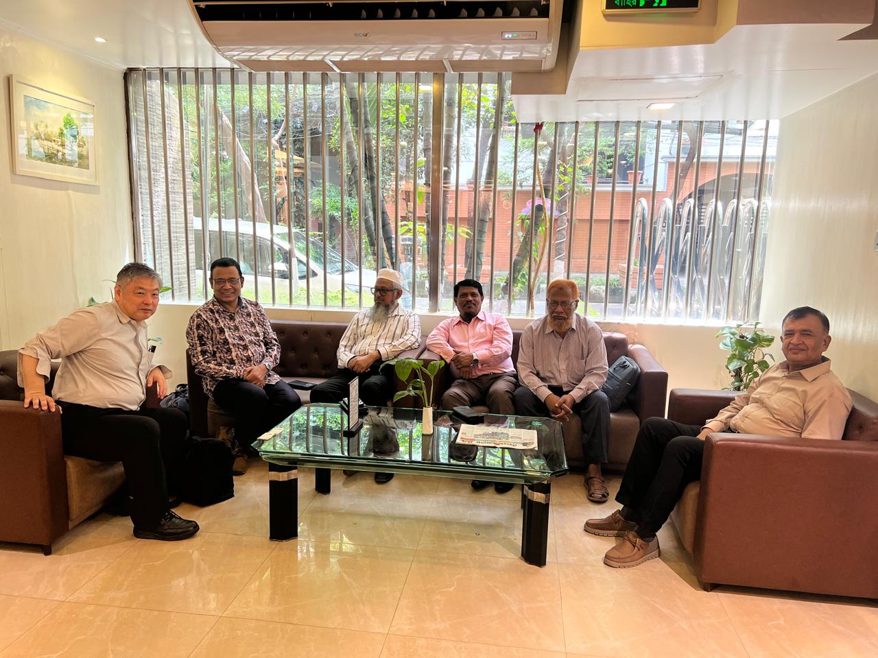 A few images of the fruitful meeting between Nadao Kohno, Head, The Third Laboratory, Dept. of Applied Meteorology Research, Japan and MCERC.
